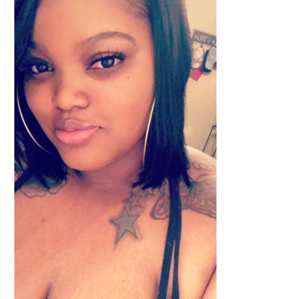Meet your Posher, Nesha